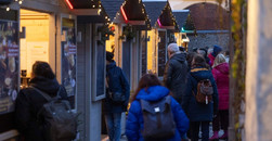 Weihnachtsmarkt des Thüringer Handwerks startet in Erfurt