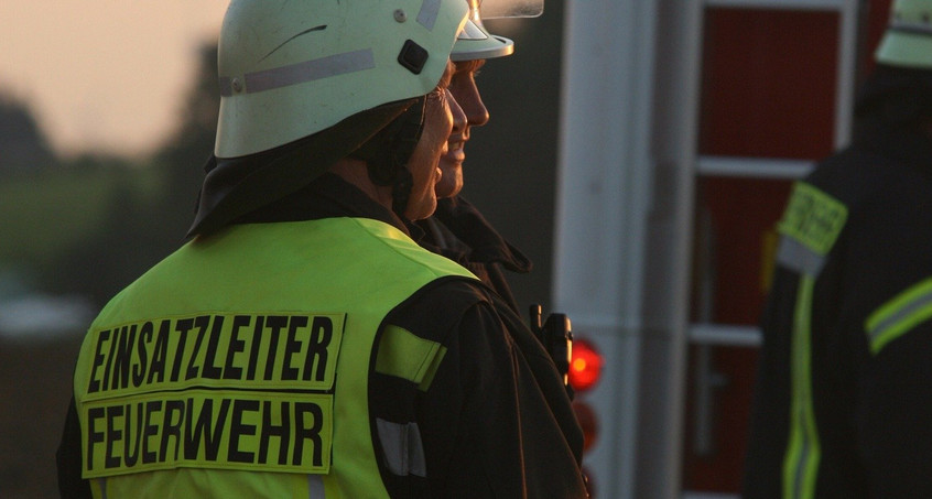 Großbrand in Tierfutterfirma