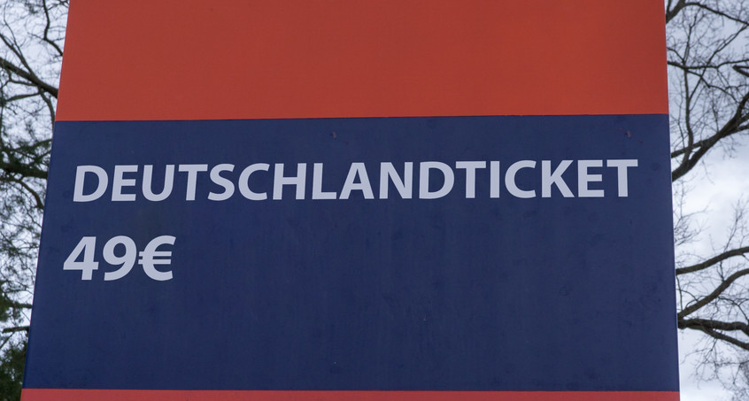 Streit um die Finanzierung: Wie geht es weiter mit dem Deutschlandticket? 